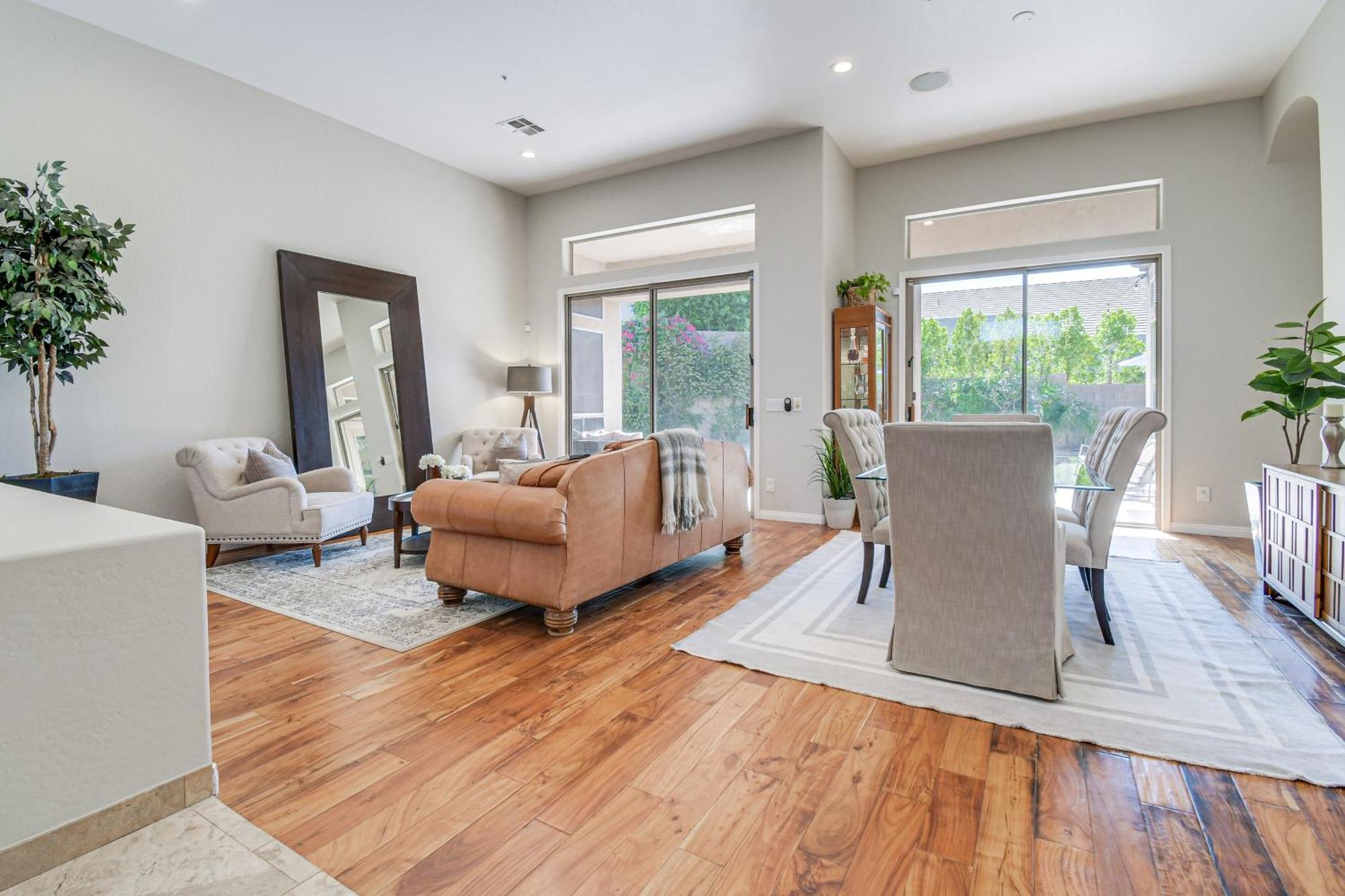 Covered Patio And Amenities Scottsdale
